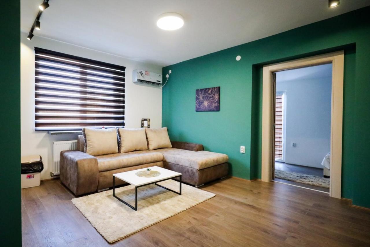 Domacin Komsijska Gostiona Zrenjanin Exterior foto